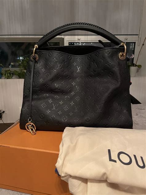 louis vuitton monogram mm agenda|louis vuitton artsy mm m41066.